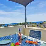 Le Fidji-2 By Interhome