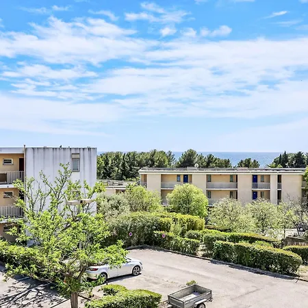 Le Fidji-2 By Interhome Appartement